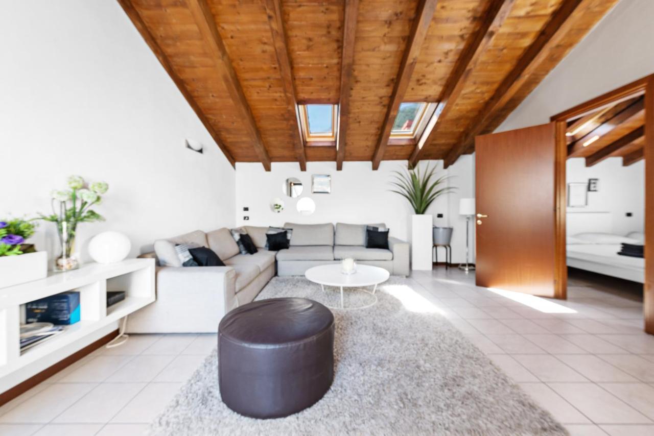 Casacamelia 35, 3 Bdrm With View Lake Como Apartment Acquaseria Luaran gambar