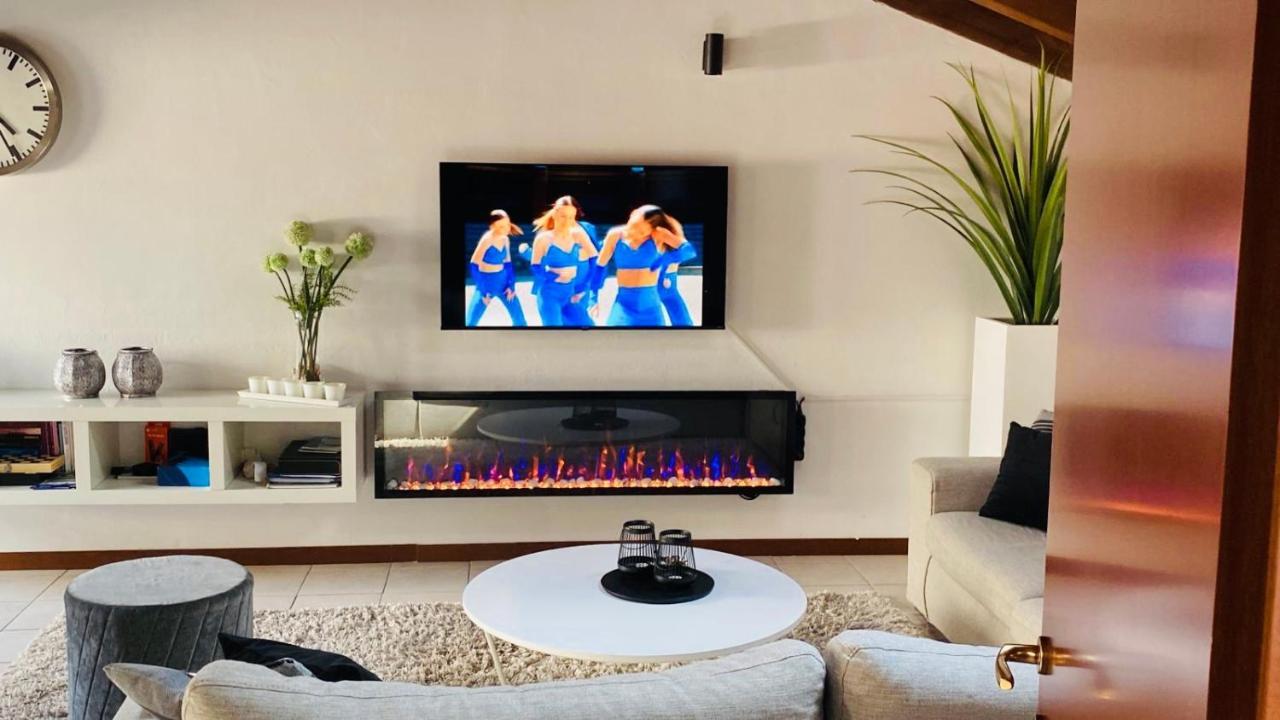 Casacamelia 35, 3 Bdrm With View Lake Como Apartment Acquaseria Luaran gambar